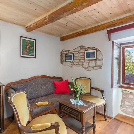 Casa de hóspedes House 3*