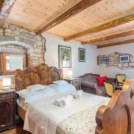 House Peresiji