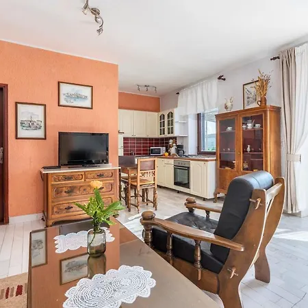 House Peresiji