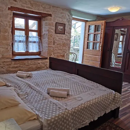 House 3*