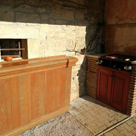 House 3* Peresiji