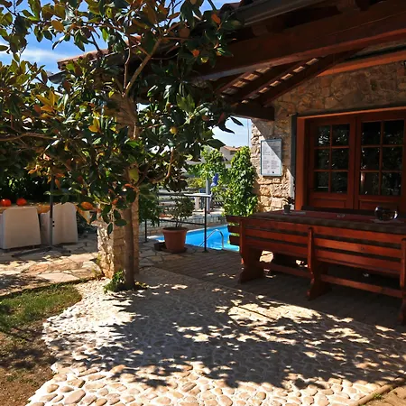 House بيت ضيافة 3*